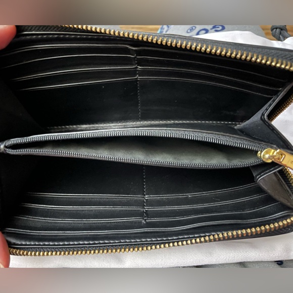 Coach Wallet - Picture 5 of 8